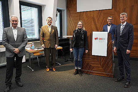 Gruppenbild Prof. Dudek, Prof. Dreher, Fr. Wachtler, Prof. Reif und Prof. Ottler
