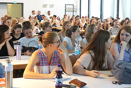 Publikum im Vorlesungsraum