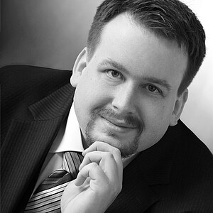 Portraitfoto Patrick Roßmann