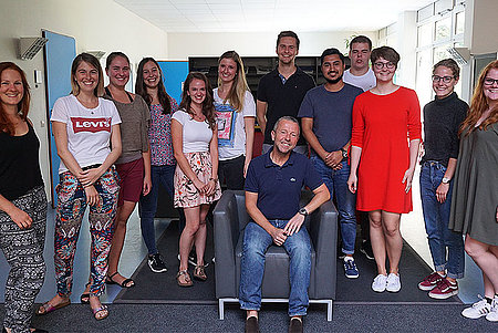 Gruppenbild Studierende Industrie mit Prof. Klaiber